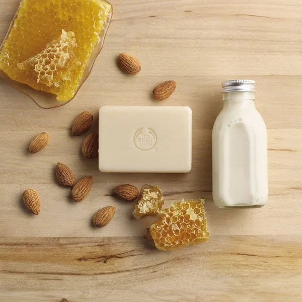 Almond Milk & Honey Cleansing Bar